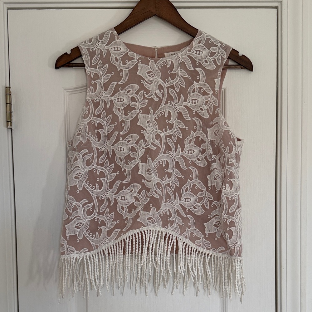 Endless Rose White Floral Lace Fringe Blouse